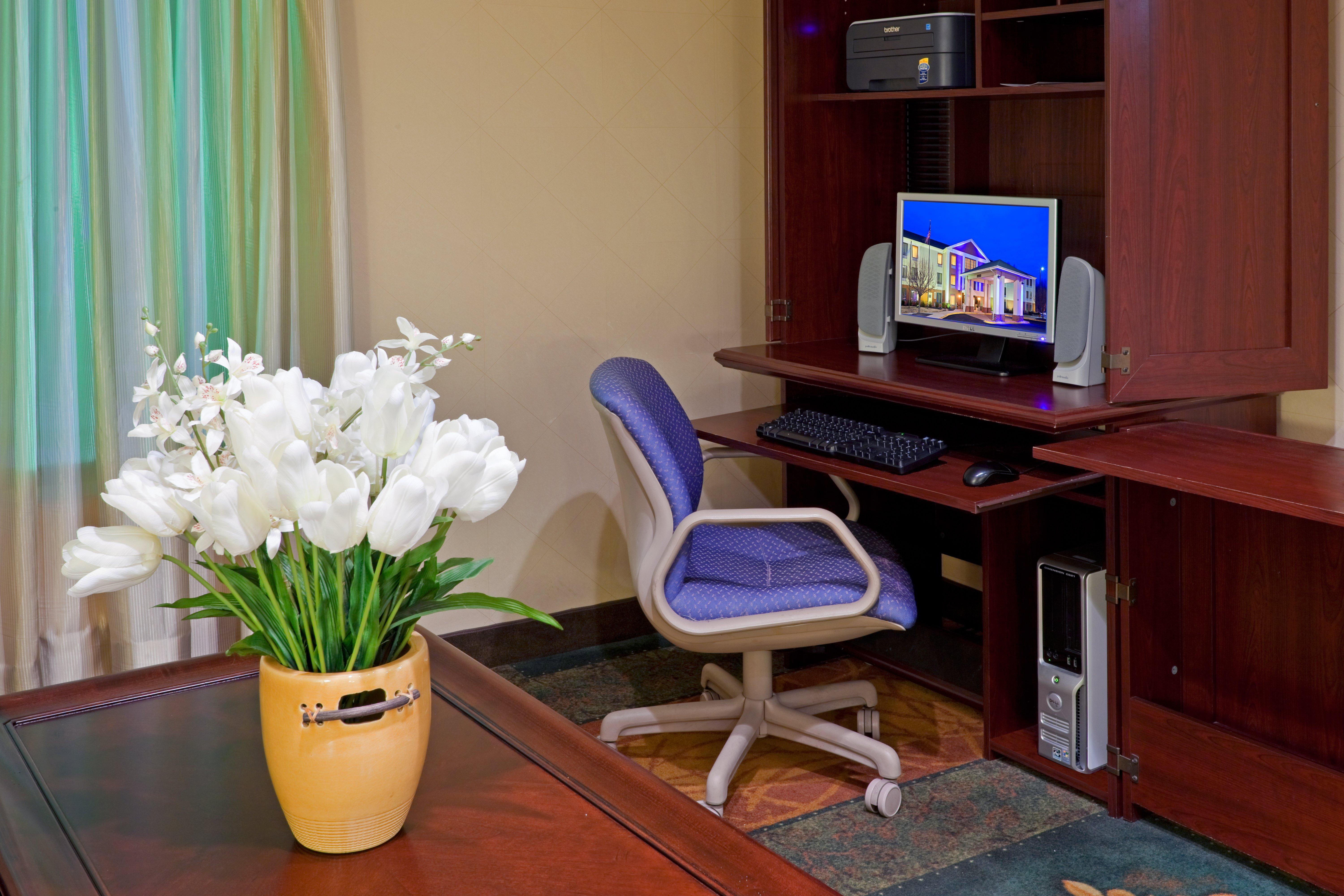 Holiday Inn Express & Suites Carneys Point - Pennsville By Ihg Ngoại thất bức ảnh