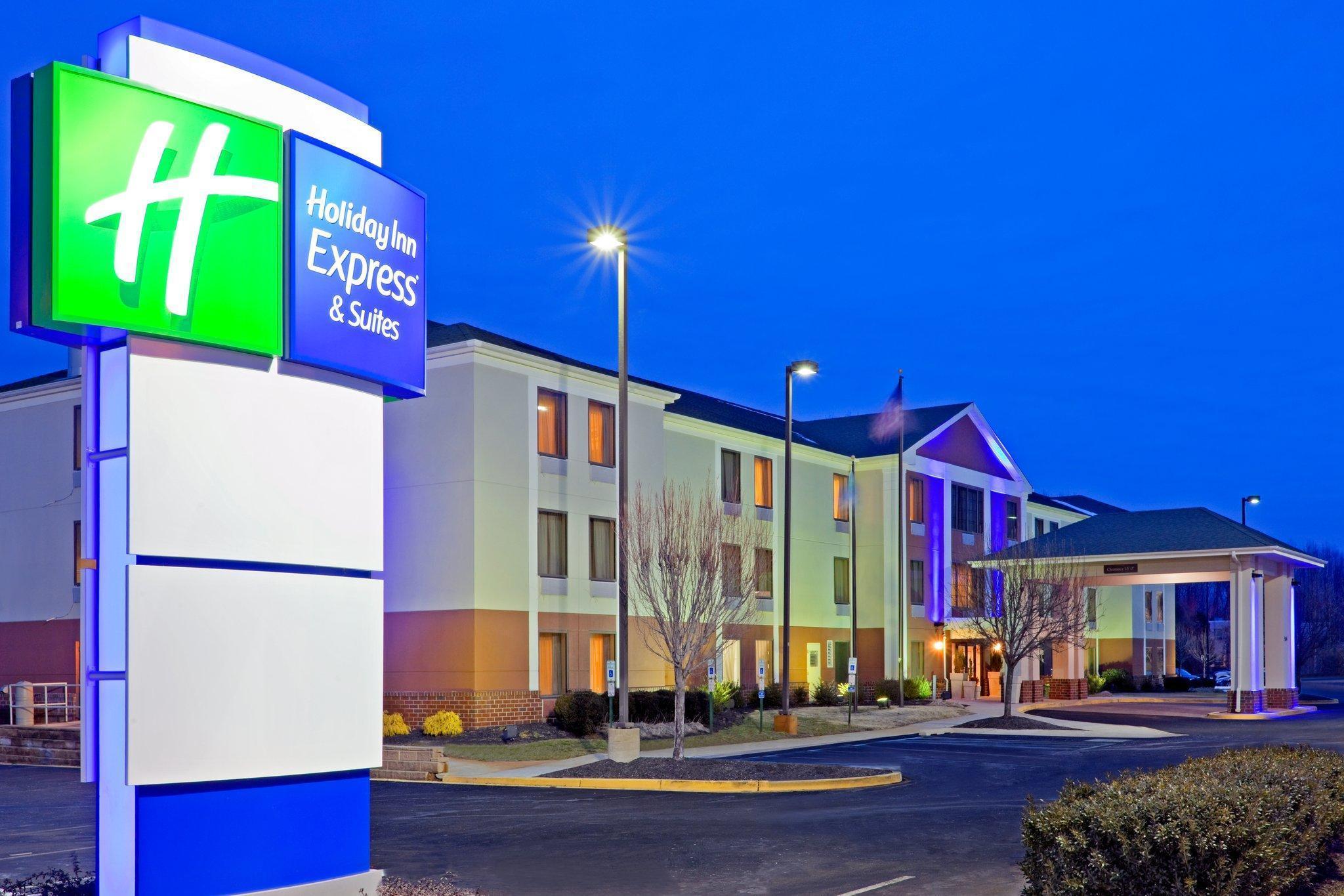 Holiday Inn Express & Suites Carneys Point - Pennsville By Ihg Ngoại thất bức ảnh