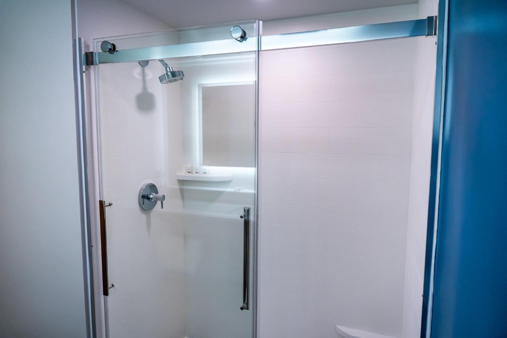 Holiday Inn Express & Suites Carneys Point - Pennsville By Ihg Ngoại thất bức ảnh
