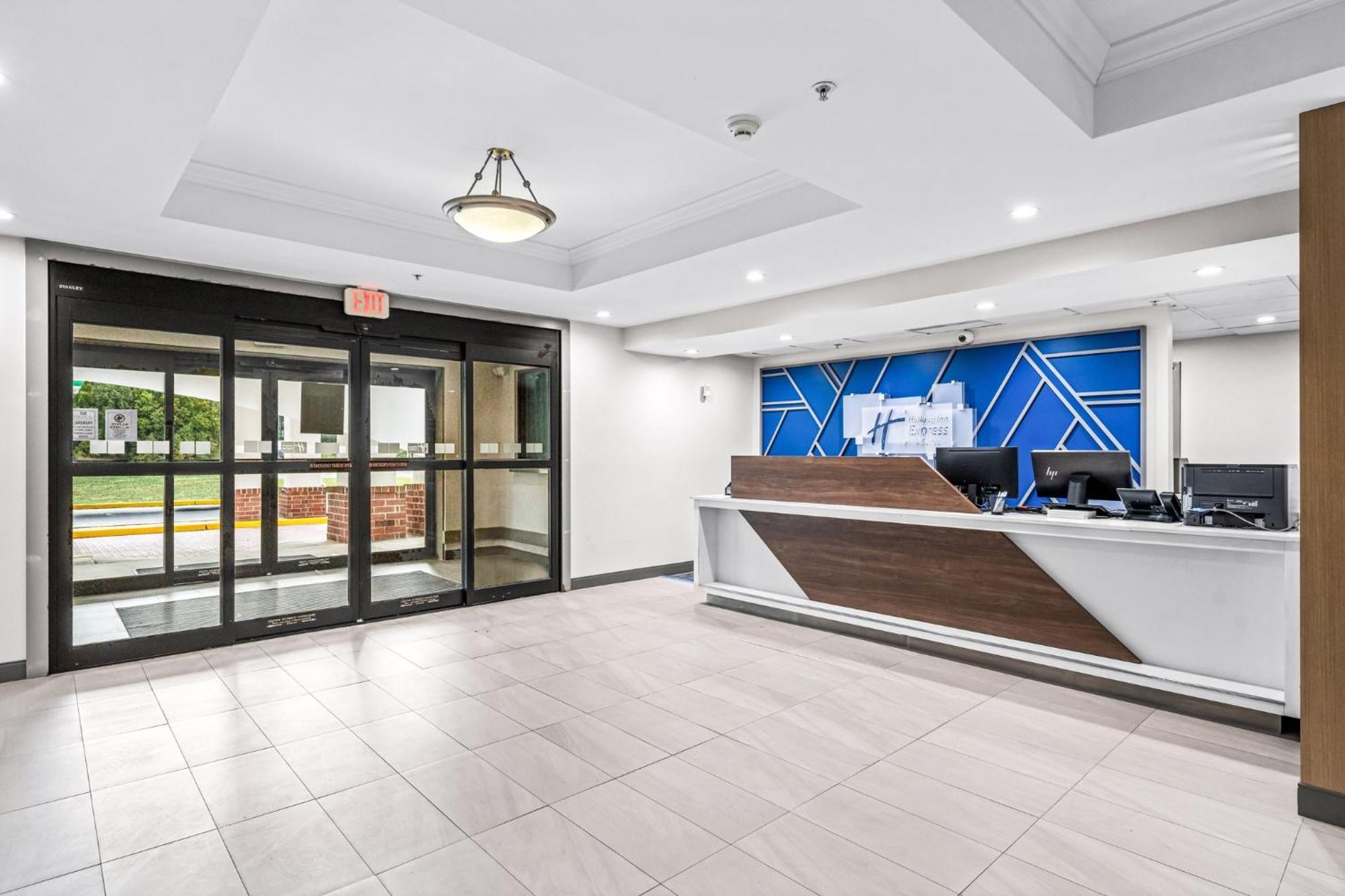 Holiday Inn Express & Suites Carneys Point - Pennsville By Ihg Ngoại thất bức ảnh