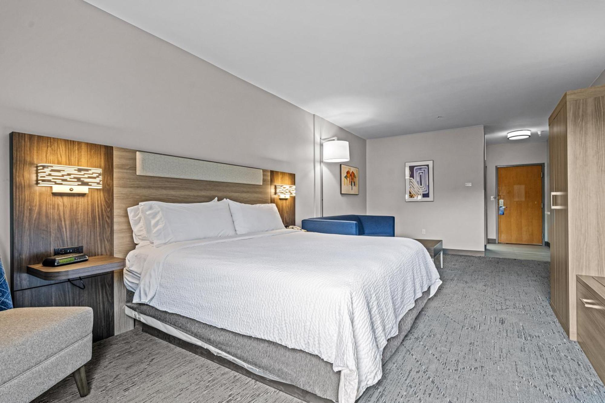 Holiday Inn Express & Suites Carneys Point - Pennsville By Ihg Ngoại thất bức ảnh